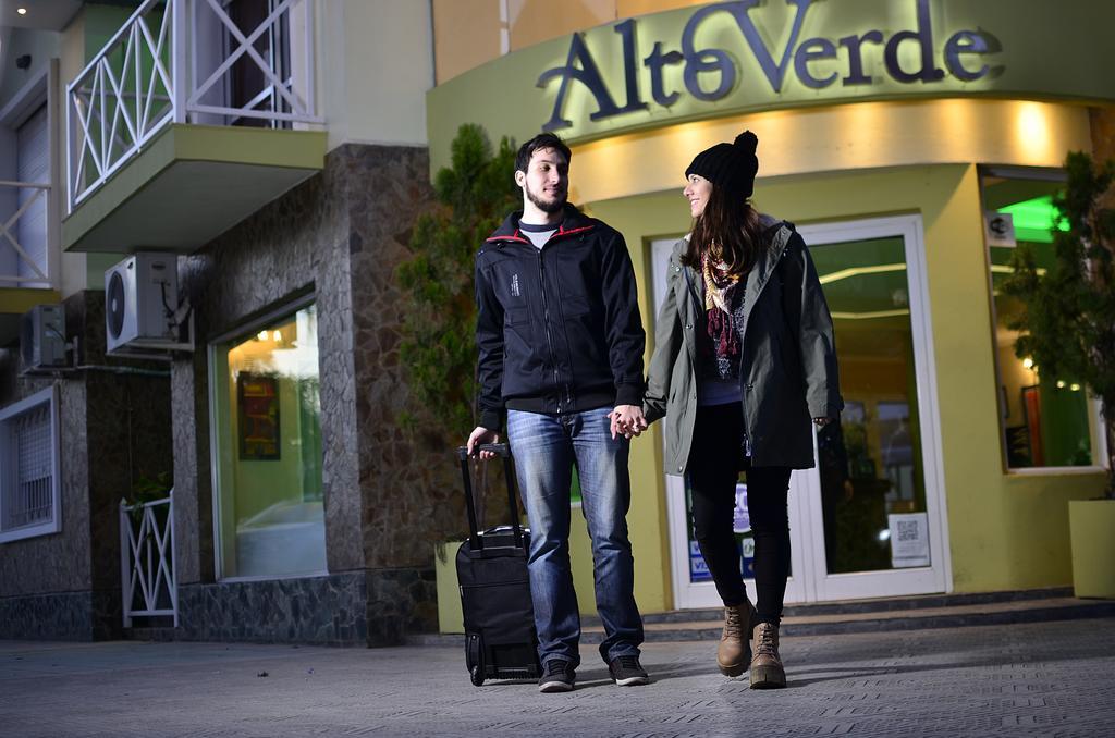 Alto Verde Suite & Apart Termas de Río Hondo エクステリア 写真